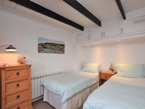 Voodi või voodid majutusasutuse 2 Bed in Polruan PC041 toas