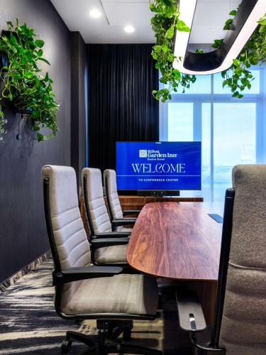 Ruang duduk di Hilton Garden Inn Krakow Airport