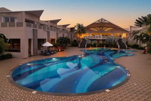 Piscina en o cerca de Sterling Puri