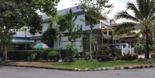 Lung Tok Entreprise 茶馆民宿