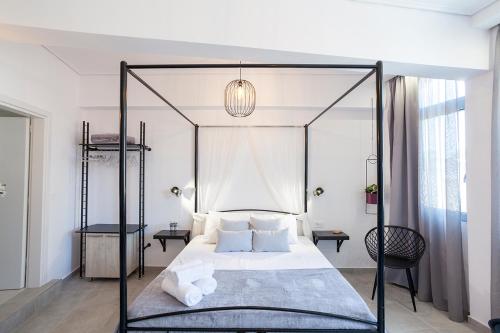 Luxury One Bedroom Aristophanes Apartment