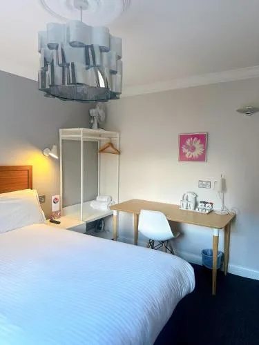 Legends Hotel photo 5