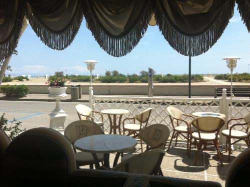 Hotel Dorianaにあるバルコニーまたはテラス