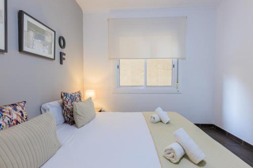 Housalia Corsega - Apartment 3 bedrooms next to Sagrada Familia