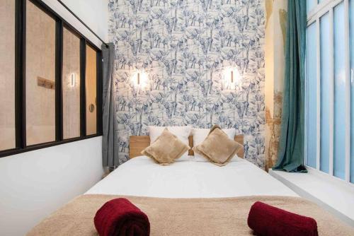 MONTMARTRE, Gare de l'EST, suite 1 chambre 2 à 4P