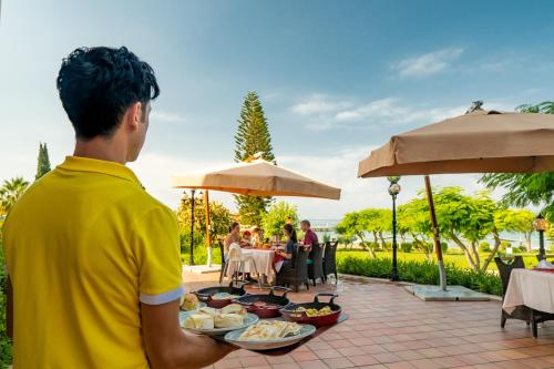 Khách lưu trú tại AQI Pegasos Resort