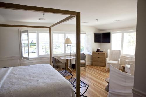 Gallery image of Wychmere Beach Club in Harwich Port