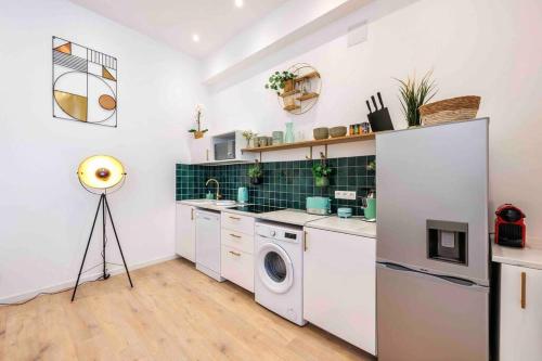VIEUX PORT, FÉRREOL 6ème, appartement 8 personnes photo 9