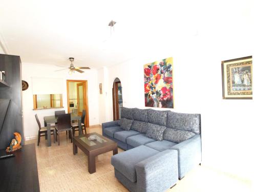 Φωτογραφία από το άλμπουμ του Perfect Family Getaway Fully Equipped 3-Bedroom Home with Pool in Cala Capitán Torrevieja σε Cabo Roig