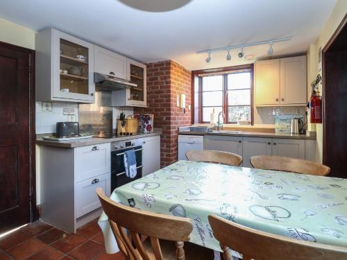 Køkken eller tekøkken på Lanthorn Cottage