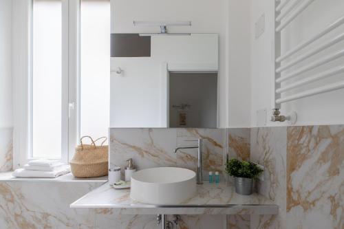 iFlat Magnificent Central Apartment