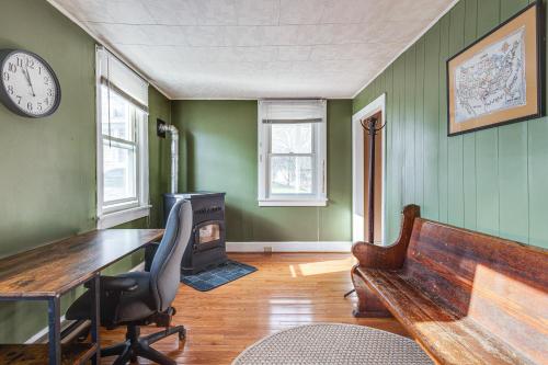 Gallery image of Quiet Port Royal Home with Deck, Near Juniata River! in Mifflintown