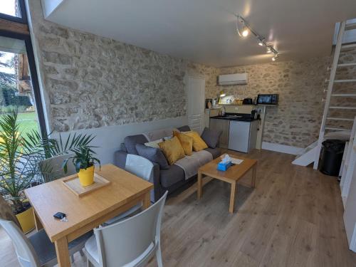 Gîte Olivet, 1 pièce, 4 personnes - FR-1-590-418