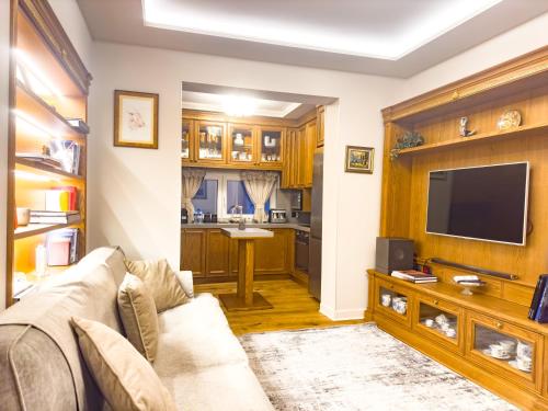 Fleeville Vicky's Apartment