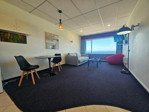 Posezení v ubytování Tui Oaks Motel