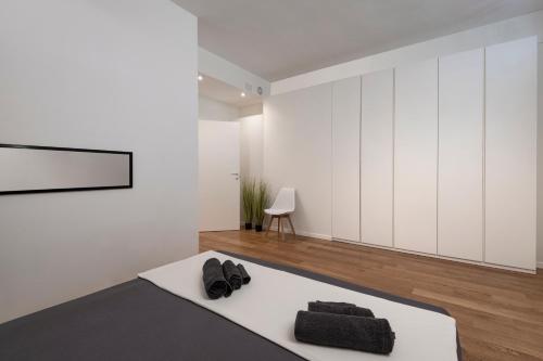 Deluxe 120 mq Apartment , 4 minuti a piedi dai Navigli