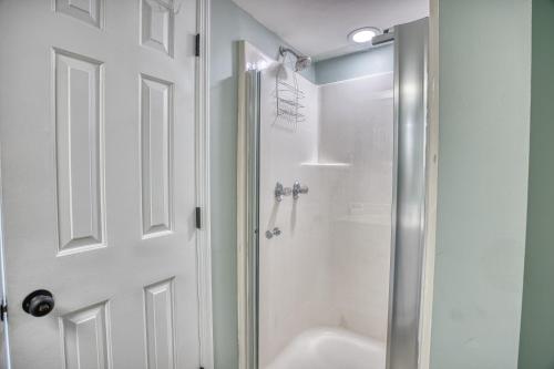 Oceanfront 3br/2ba Dog Friendly photo 11