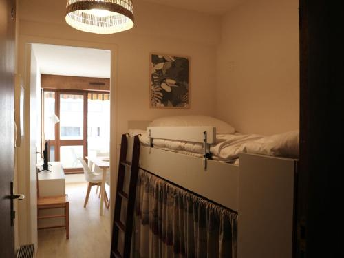 Posteľ alebo postele v izbe v ubytovaní Appartement T2 Rénové à 2 min de la Plage, Centre Seignosse, Tout à Pied, Draps et Ménage Inclus - FR-1-239-812