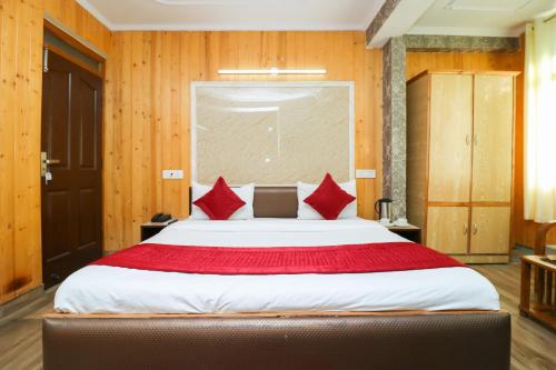 Postel nebo postele na pokoji v ubytování Broadway Grand (The HM Hotels and Resorts)