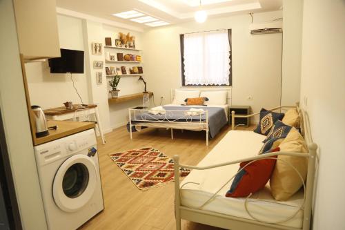 Illyrian studio apartment 2