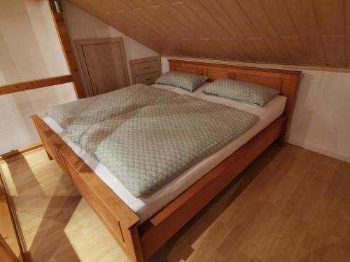 Postel nebo postele na pokoji v ubytování Schnorr-Villa
