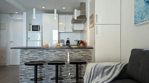 TROPIC MAR sea view apartments