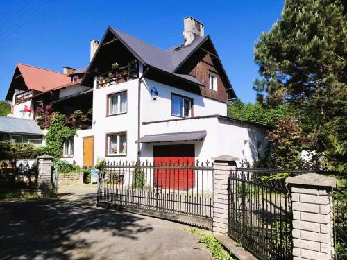 Budova, v ktorej sa apartmán nachádza