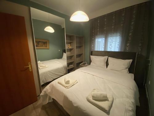 Central spuare apartment