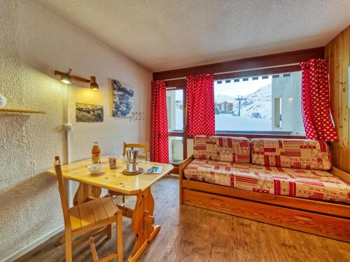 Posezení v ubytování Apartment Asters 1126 Bâtiment A2 by Interhome