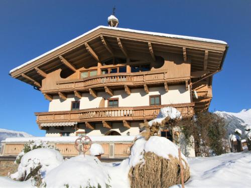 Apartment Christine by Interhome