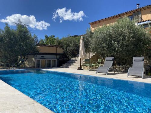 Maison Saint-Saturnin-lès-Apt, 7 pièces, 9 personnes - FR-1-708-60