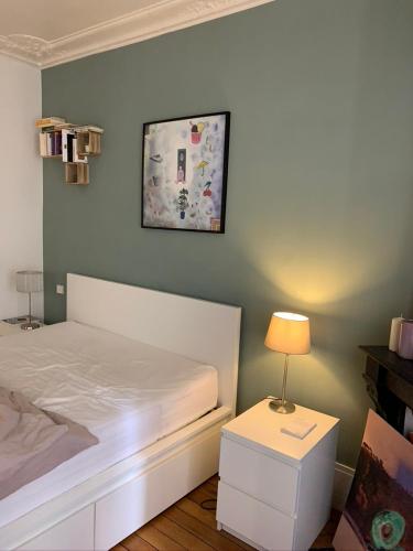 Photo de la galerie de l'établissement Appartement Paris Ouest Chambre, à Levallois-Perret