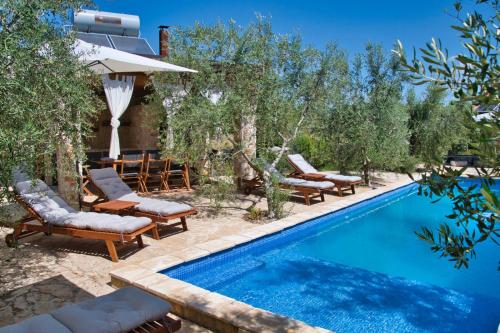Gallery image of Magnificent Eco Villa Valencano in Bale