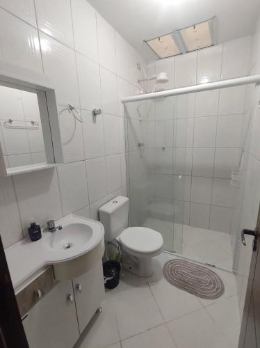 Kylpyhuone majoituspaikassa Casa Aconchegante em Itapema