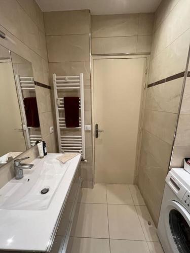 Photo de la galerie de l'établissement Logement 2pers vue dégagée calme, à Paris