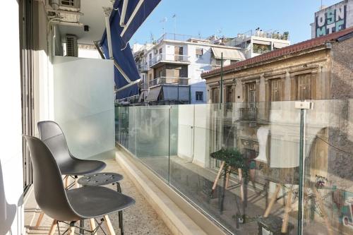 lux central Athens apartment