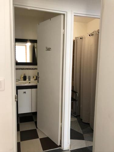 Bilik mandi di Appartement d’architecte