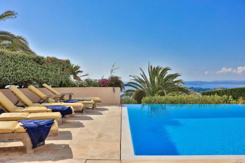 Luxus Villa Horizon Bleu - mit Meerblick und Infinity Pool by Riviera HomeLife