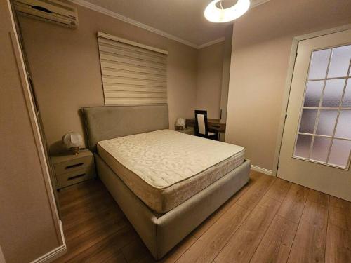 Central Apartment with balcony 2 - Imazhi 3