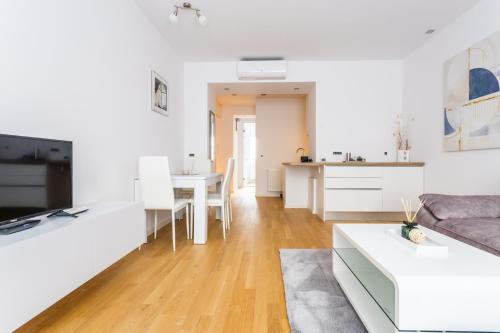 Apartment Nevena By Blue Apartments