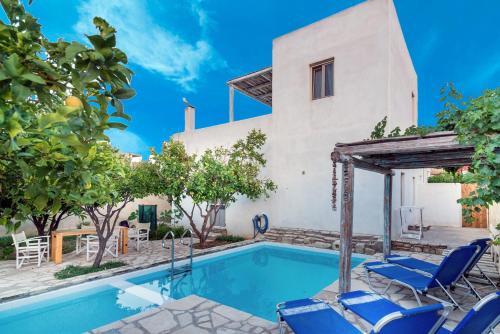 Villa Theona with private pool