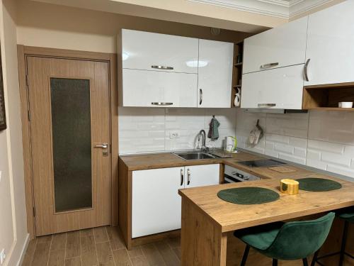 Apartman Jaman - Novi Pazar tesisinde mutfak veya mini mutfak