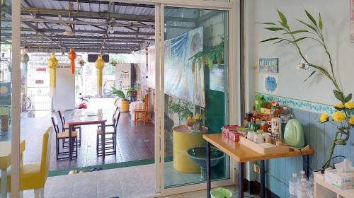 Restaurant o un lloc per menjar a Nara House