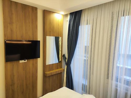 Μια τηλεόραση ή/και κέντρο ψυχαγωγίας στο Hotel Esve Istanbul