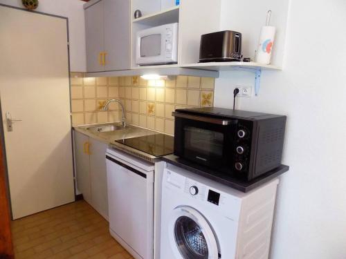 Photo de la galerie de l'établissement La Palmyre - LUMINEUSE VILLA MITOYENNE - JARDIN - PISCINE COLLECTIVE, aux Mathes