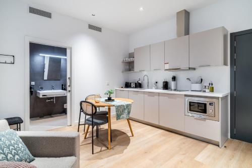 Limehome Sevilla Ronda de Capuchinos