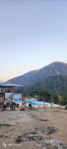 THE BADALSTOPS – Photos 3