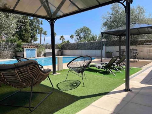 Villa climatisée piscine 3 chambres mer à 800m