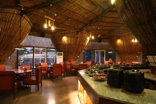 En restaurant eller et andet spisested på DAN Resorts & Weddings