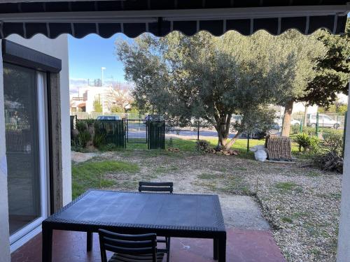 APPARTEMENT RENOVE T4 - 6 PERSONNES AVEC PARKING ET JARDIN